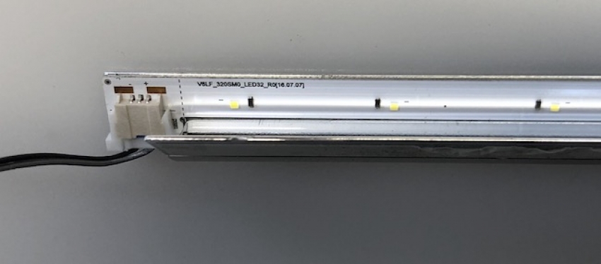 V6LF_320SM0_LED32_R0 CY-FK032ANHV1H LED Backlight für UE32K4109