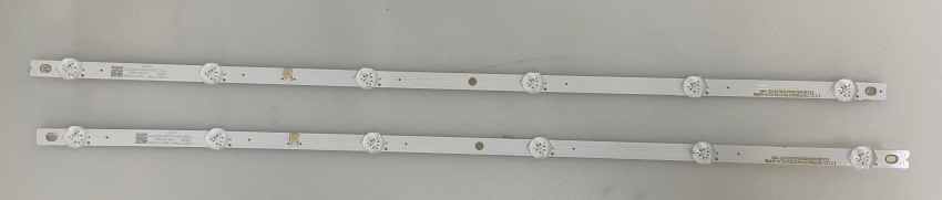 Set 2x CRH-ZG32G7N3030060292CREV1.0 LED-Backlight für L32H7N