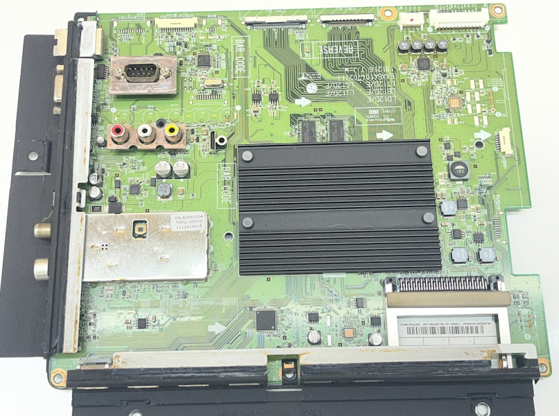 32LV579S Mainboard EAX64104702(1) EBT61518514