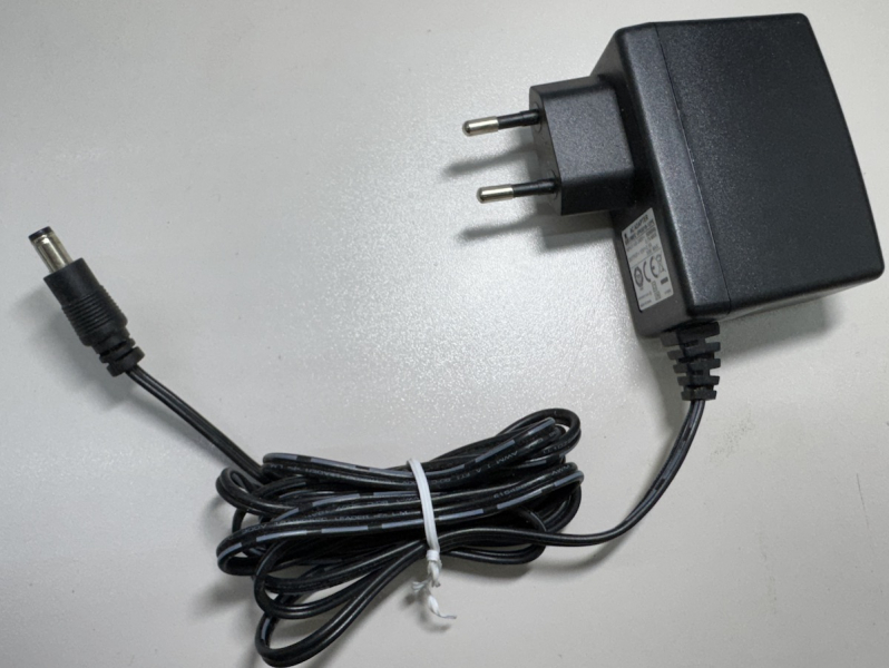 NETZTEIL für O2 HomeBox UP0301B-12PE 12V 2,5A Netzstecker AC Adapter