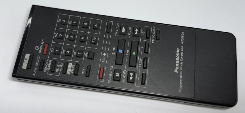 NV-F70 Panasonic VEQ0836 Videorecorder Fernbedienung Original