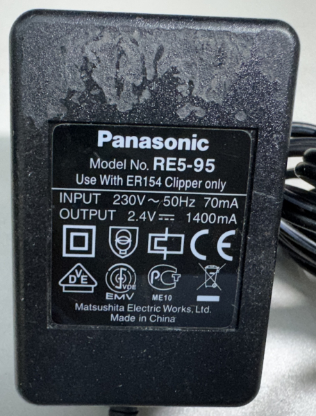 Panasonic RE5-95 ER154 230V 50Hz 70mA 2.4V 1400mA Adaptor